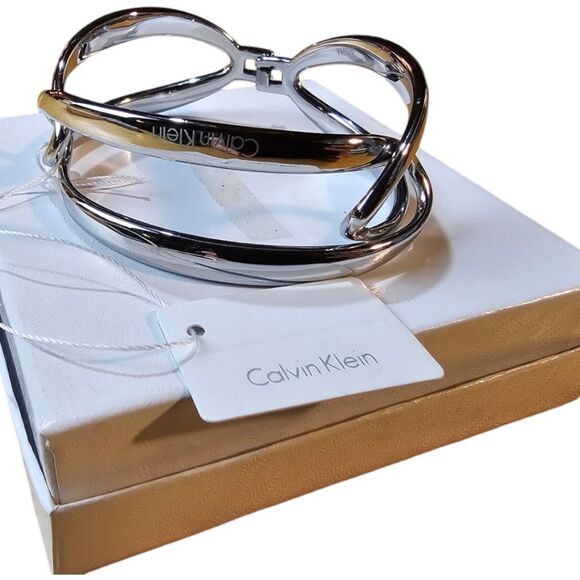 Calvin Klein NWT Silvertone Stainless Steel Bracelet - Picture 4 of 7
